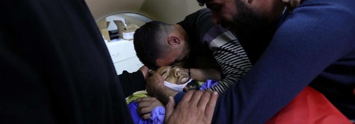 #صور وداع الشهيد أحمد جمال مناصرة في مستشفى بيت جالا الحكومي