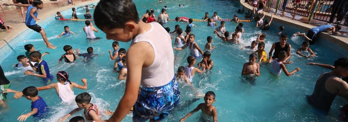 بالصور: "وكالة فلسطين اليوم" ترصد أجواء العيد في ثالث أيامه فى مدينة غزة
