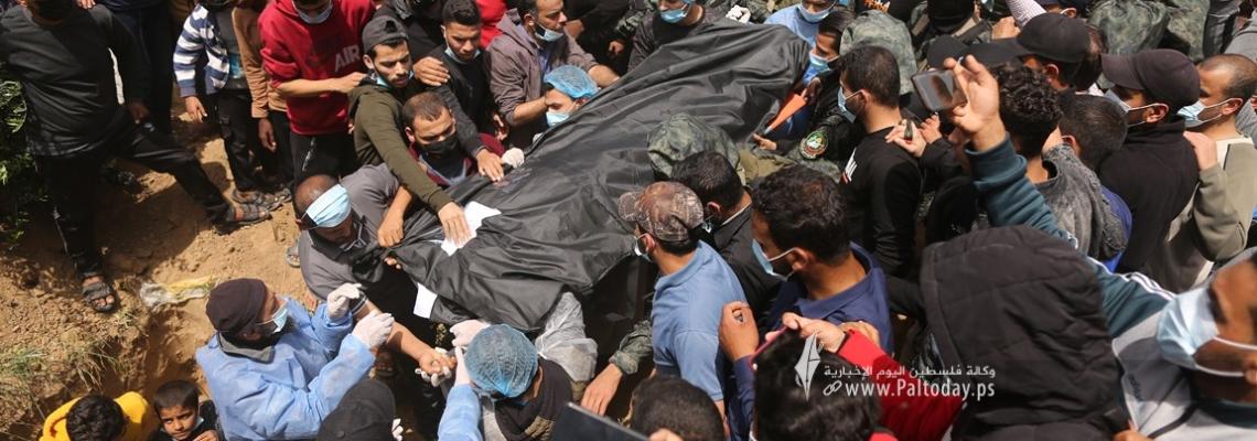 "القسام" تزف الشيخ أسعد فرج الله الذي توفي متأثراً بإصابته بفايروس كورونا