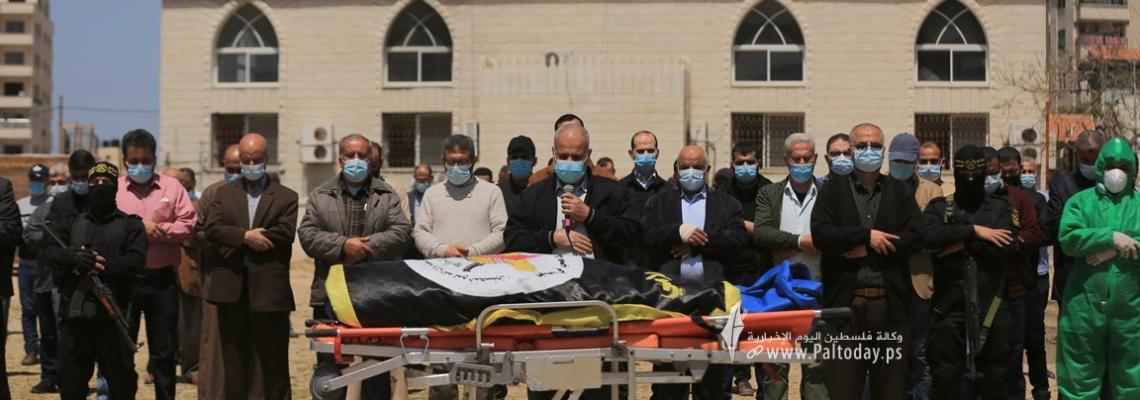 الجهادالاسلامي وسرايا القدس بغزة تشيعان جثمان المؤسس والأسير المحرر أحمد أبو حصيرة الذي توفى متأثرًا بإصابته بفيروس كورونا