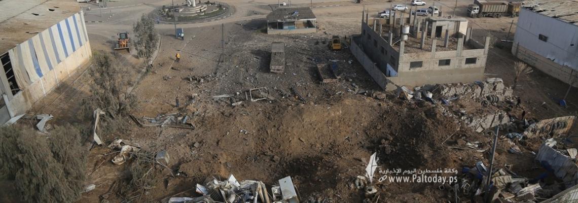 آثار القصف الإسرائيلي على منازل المواطنين والمنشآت الصناعية في قطاع غزة