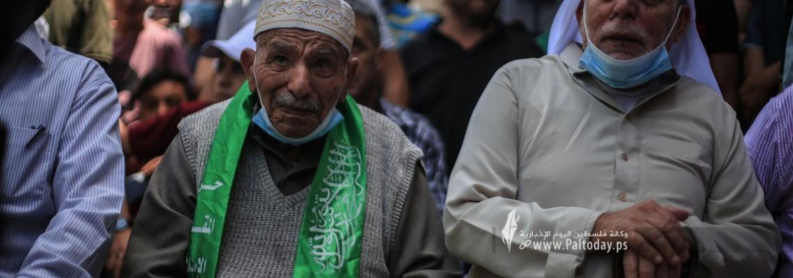من أمام منزل 'محمد الضيف' غزة تحتفل بالنصر وتحتفي بالمقاومة