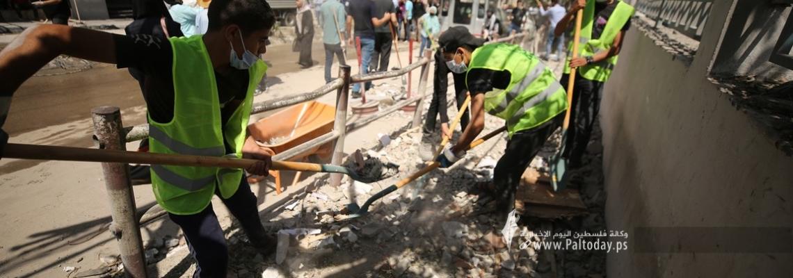 بالصور :بلدية غزة تطلق حملة حنعمرها لتنظيف مدينة غزة
