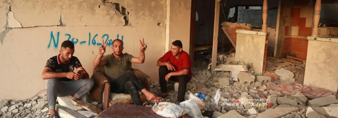 بالصور :رغم الدمار.. غزيون يمارسون حياتهم الطبيعية في رسالة تحدي للاحتلال