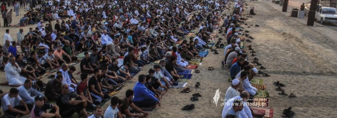 صلاة عيد الأضحى المبارك في مدينة خانيونس جنوب قطاع غزة