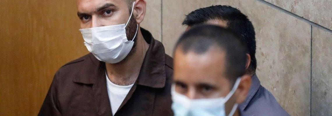 عرض الأسيرين مناضل انفيعات وأيهم كممجي على المحكمة الصهيونية حيث تم تمديد اعتقالهما لمدة أسبوعين