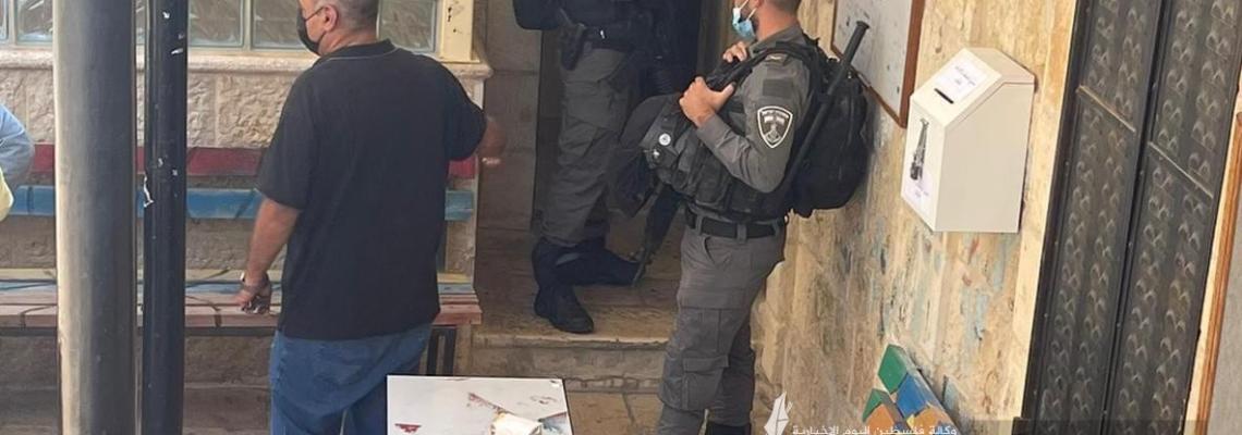 قوات الاحتلال تقتحم مدرسة الشابات المسلمات في القدس وتعتقل مديرتها وآخرين