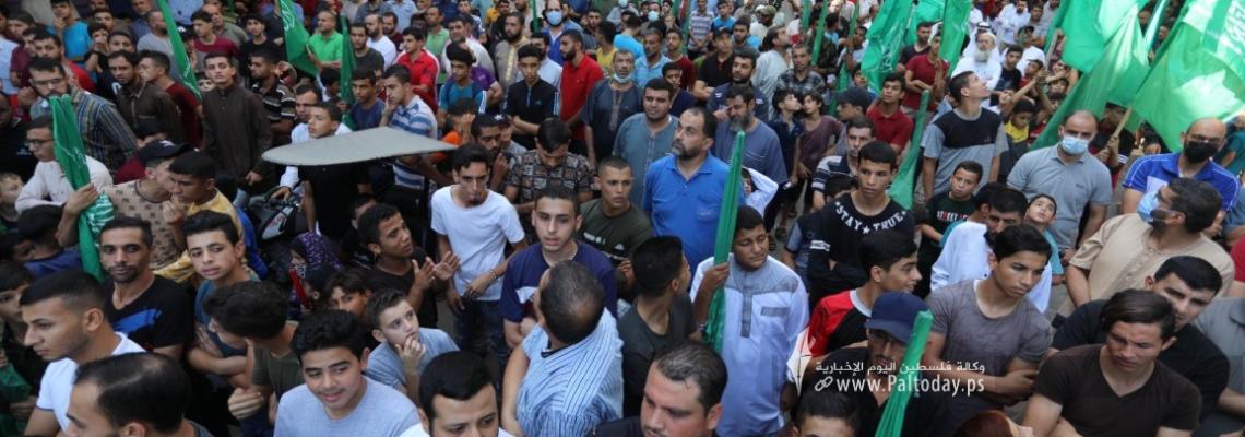 بالصور:مسيرة جماهيرية في ذكرى صفقة وفاء الأحرار ونصرةً للأسرى  والمسرى "شمال القطاع"