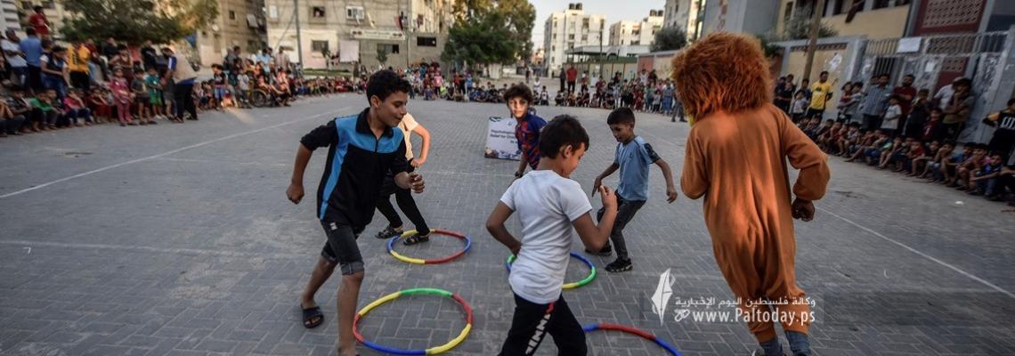 وسط أجواء من الفرح .. مبادرة شبابية للترفيه عن الأطفال جنوب قطاع غزة