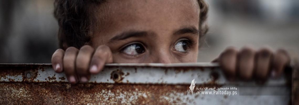 في اليوم العالمي لمكافحة الفقر ..أطفال غزة تحت وطأة الفقر والحصار الاسرائيلي