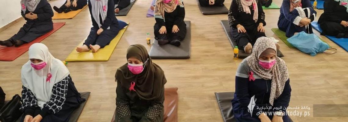 بالصور:مؤسسة الطاقة الإيجابية تنفيذ فعالية يوغا للسيدات مرضي السرطان