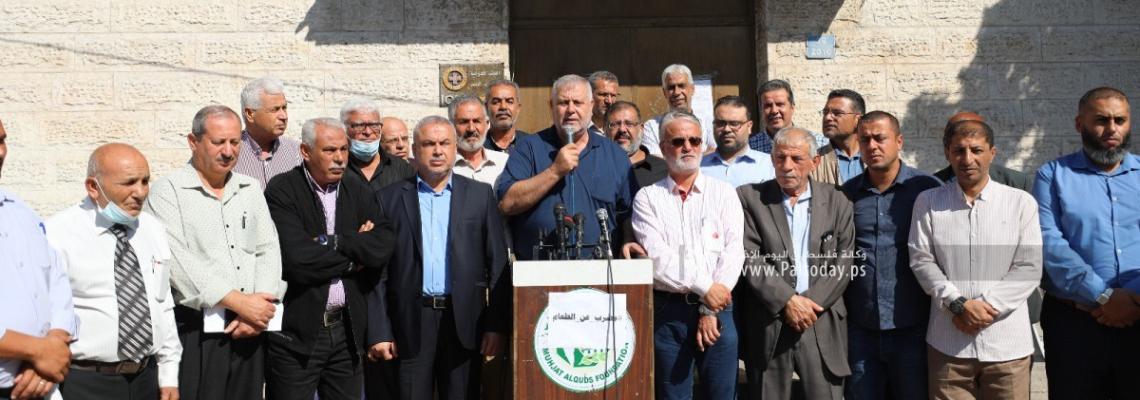 بالصور:مؤتمر مهم نصرة للأسرى المضربين عن الطعام في سجون الاحتلال أمام مقر الصليب بغزة