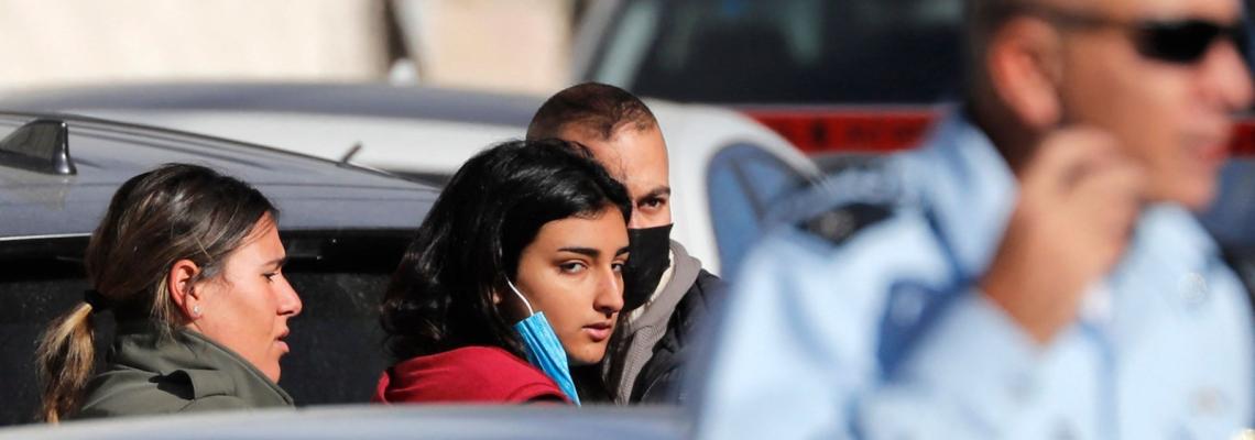 اعتقال طالبة يشتبه بتنفيذها عملية الطعن في حي الشيخ جراح