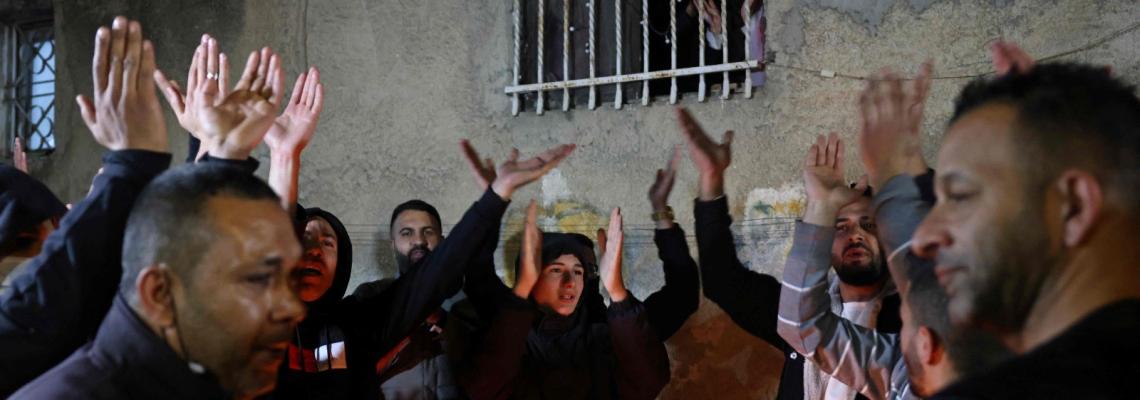 بالصور: المواجهات بين المرابطين في حي الشيخ جراح والاحتلال