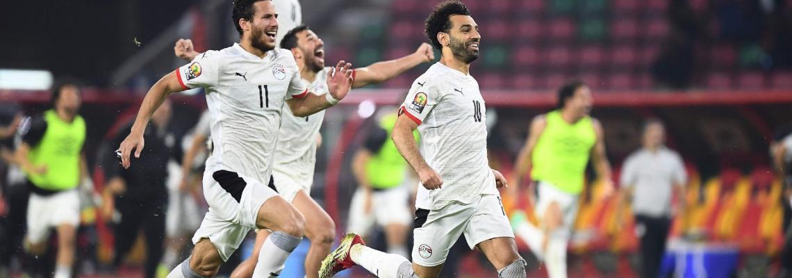 من فرحة المنتخب المصري بالتأهل للنهائي ..