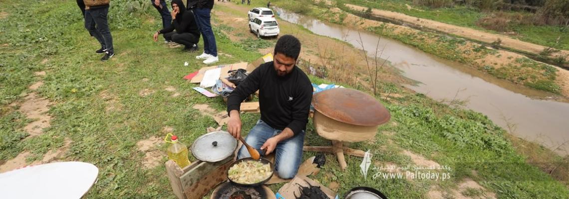 بالصور: بحضور وفد أجنبي.. انطلاق فعاليات المسار البيئي الشبابي  في غزة بمناسبة يوم المرأة العالمي