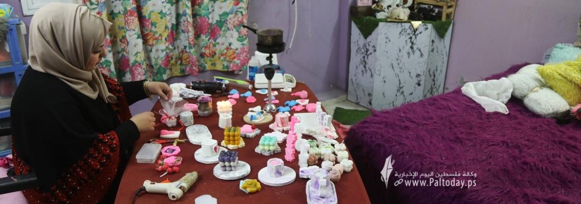 بالصور قصة كفاح جديدة: "روان" تضيء وتعطر "مستقبلها" بأدوات بسيطة