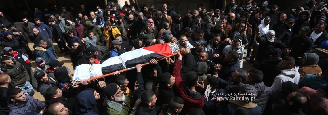 بالصور:  تشييع جثمان الشهيد نادر ريان إلى مثواه الأخير في مخيم بلاطة شرق نابلس