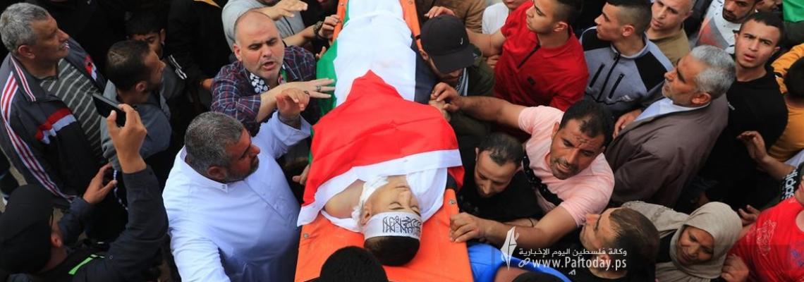 بالصور: جنين - تشييع جثمان الشهيد محمد زكارنة ( 17 عاماً ) إلى مثواه الأخير