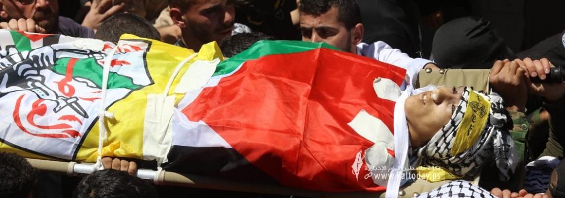 بالصور :بيت لحم - تشييع جثمان الشهيد قصي حمامرة (14) عاما لمثواه الاخير في قرية حوسان