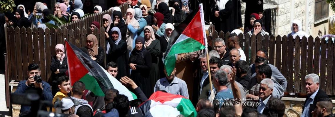 بالصور: جنين - تشييع جثمان الشهيد مصطفى ابو الرب لمثواه الاخير في قرية مسلية قرب جنين