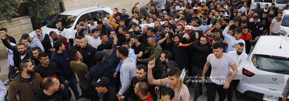 بالصور: جنين: اللحظات الأولى لاستشهاد الشابين شأس كممجي ومصطفى أبو الرب
