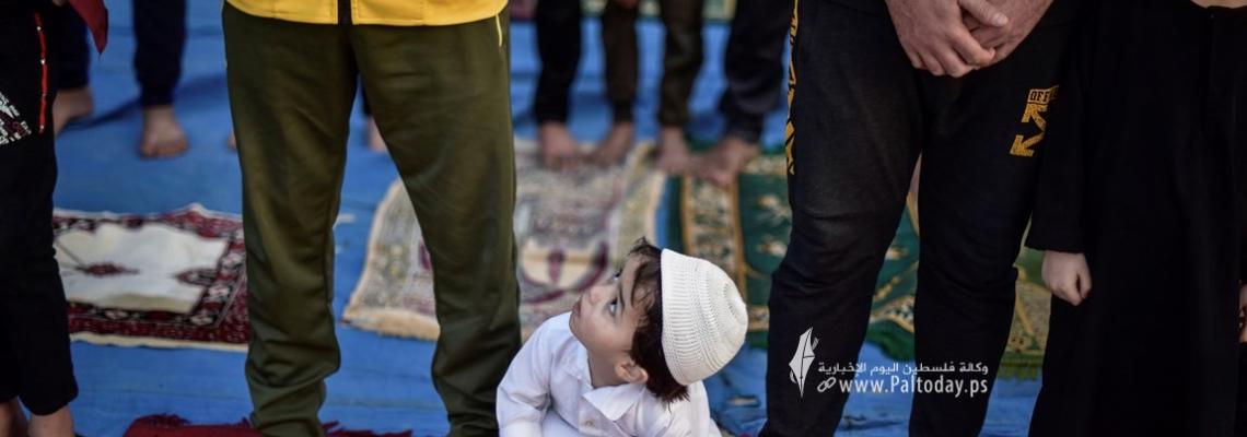 صلاة عيد الفطر المبارك من مدينة خانيونس جنوب قطاع غزة
