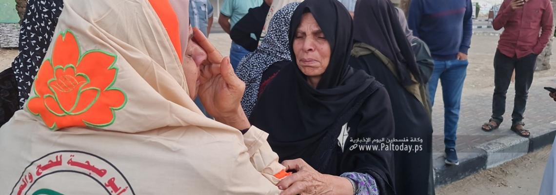 بالصور: لحظات مؤثرة لوداع الحجــــاج في قطاع غزة فرحة ممزوجة بدموع الوداع