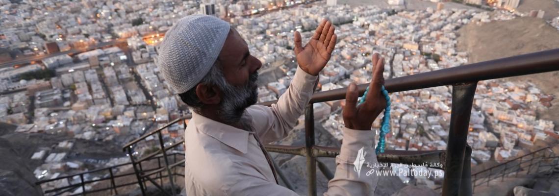 بالصور : جبل النور مزار للحجاج وسبيل الوصول إلى غار حراء