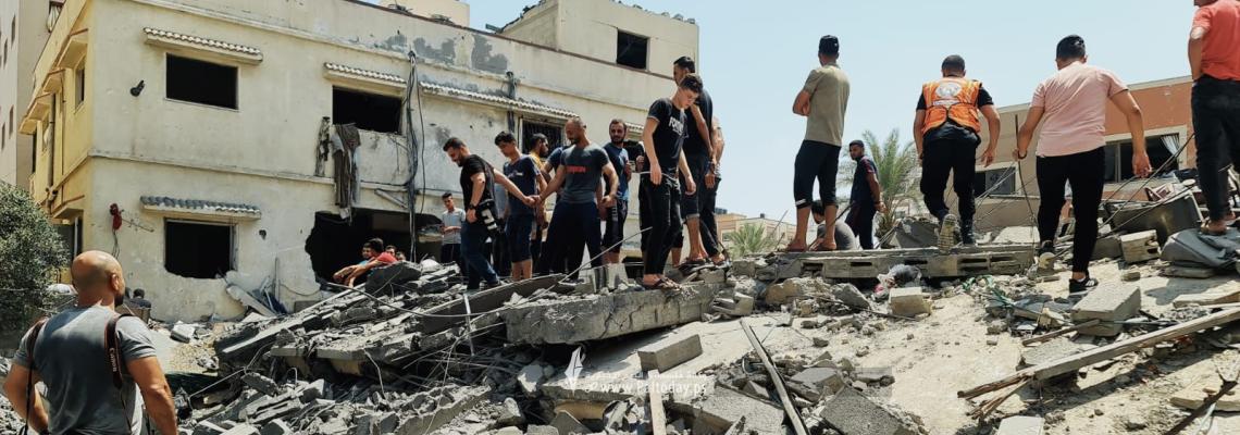 صور آثار الدمار بعد قصف طائرات الاحتلال على منزل عائلة شملخ في مدينة غزة