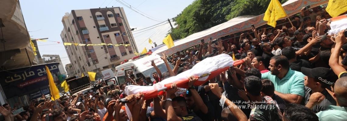 بالصور: تشيع شهداء  مجزرة مقبرة القالوجا شمال القطاع