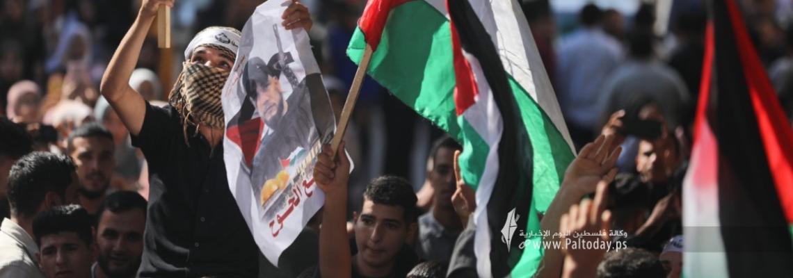 بالصور: مسيرة طلابية أمام جامعة الأقصى بغزة نصرةً للمقاومة في القدس والضفة الغربية وأراضينا المحتلة