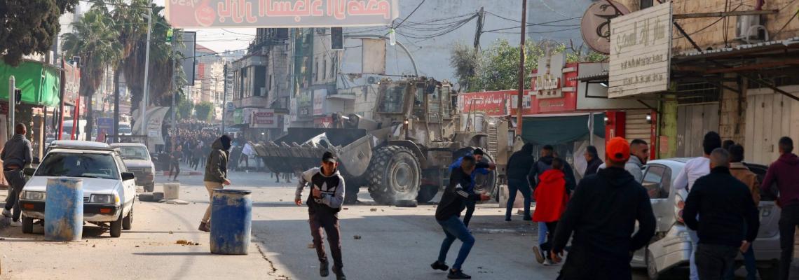 جانب من المواجهات مع قوات الاحتلال خلال اقتحام مخيم جنين