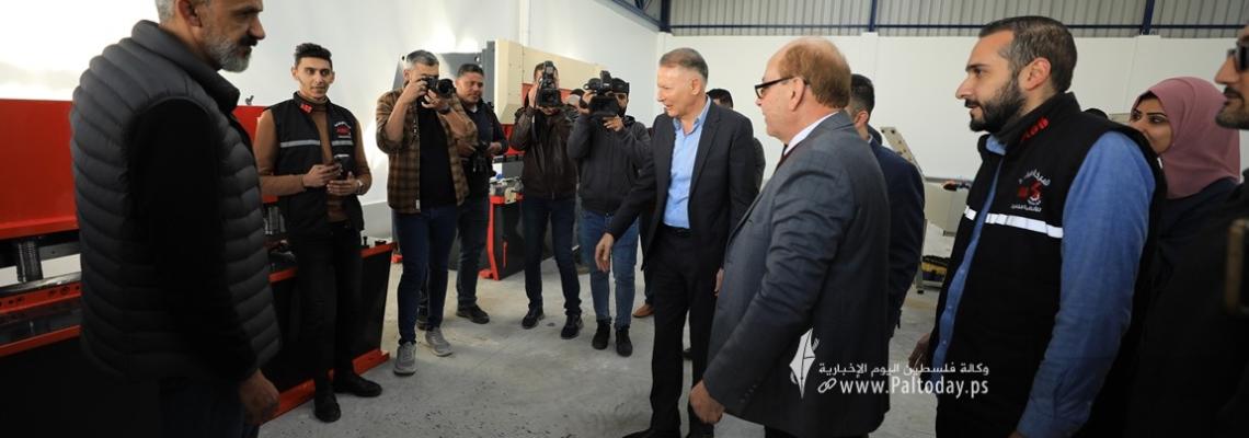 بالصور : تسليم المنشآت التي أعيد بناؤها في المدينة الصناعية شرق مدينة غزة بعد أن دمرها الاحتلال الإسرائيلي خلال عدوان 2021 على القطاع.