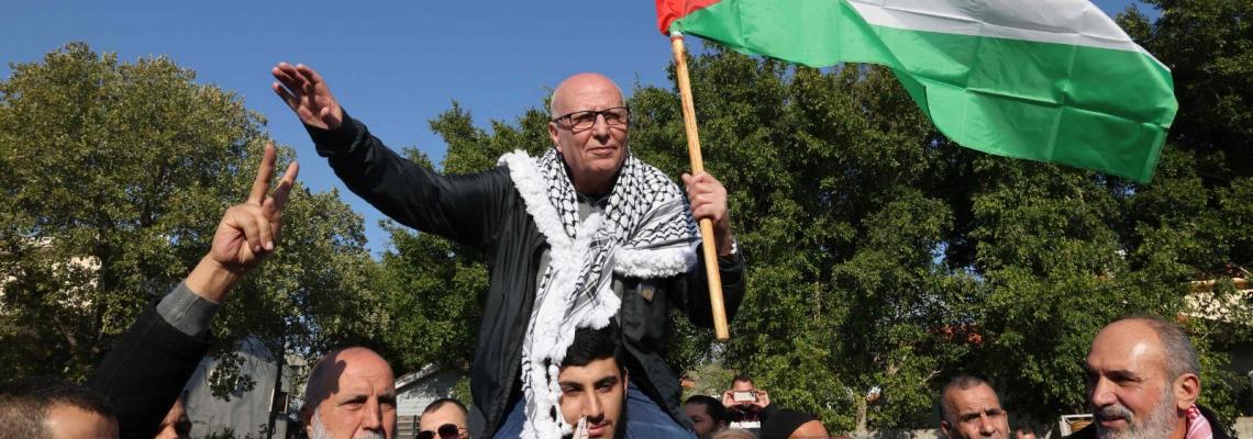 بالصور: كريم يونس يعانق الحرية بعد 40 عامًا من الأسر