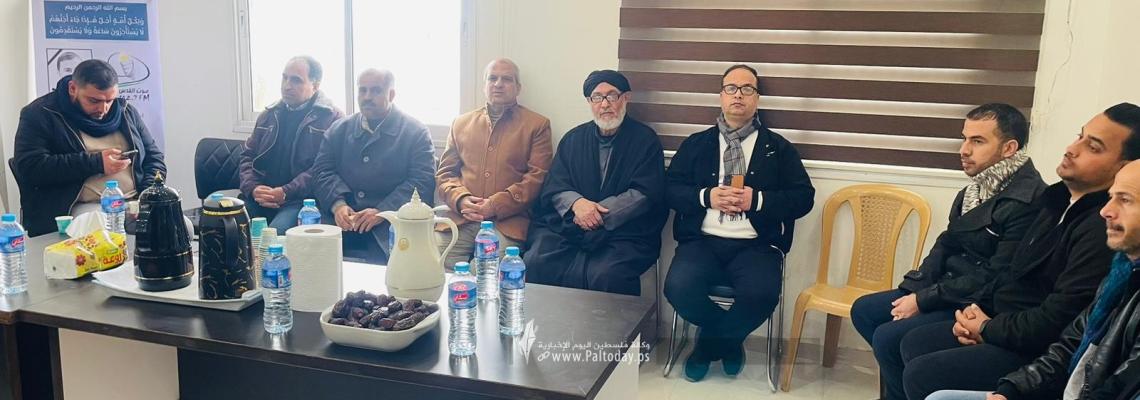 صور من توافد المعزين بوفاة الصحفي المرحوم فادي عبيد، التي تنظمه إذاعة #القدس في مقرها بـغزة.