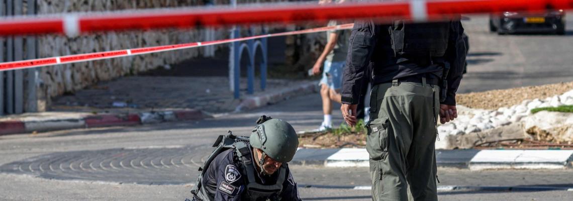 الآثار التي تسببت بها الصواريخ التي أطلقت من لبنان تجاه المستوطنات "الإسرائيلية" في شمال فلسطين