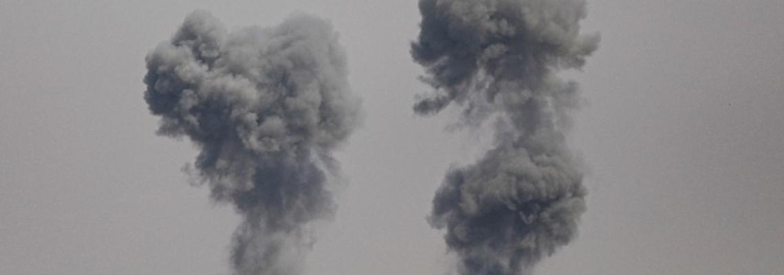 بالصور : طائرات الاحتلال تستهدف االأراضي الزراعية  في مناطق متفرقة بقطاع غزة