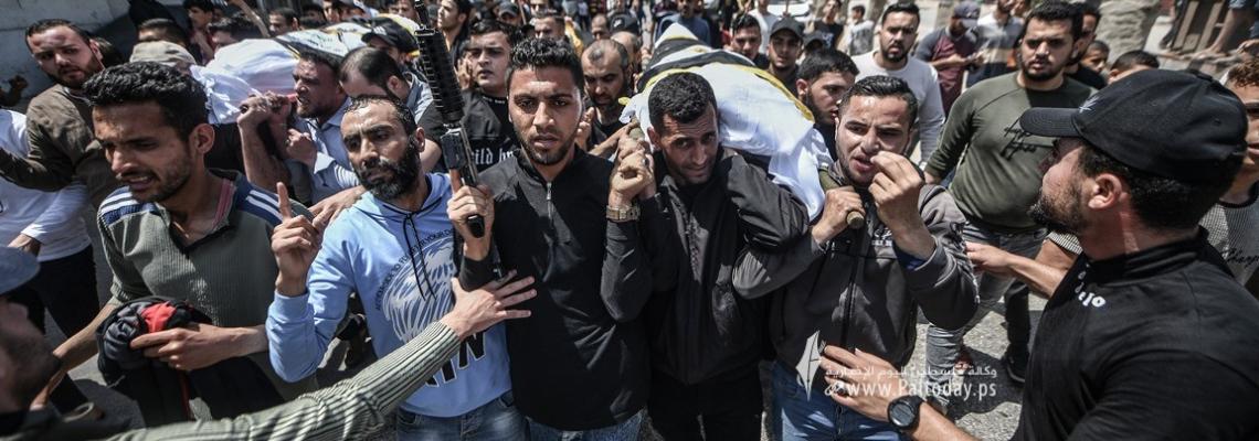تشييع جثمان الشهيد القيادي في سرايا القدس علي غالي وشقيقه محمود اللذين استشهدا في غارة إسرائيلية استهدفت شقة سكنية في مدينة حمد بمدينة خانيونس .