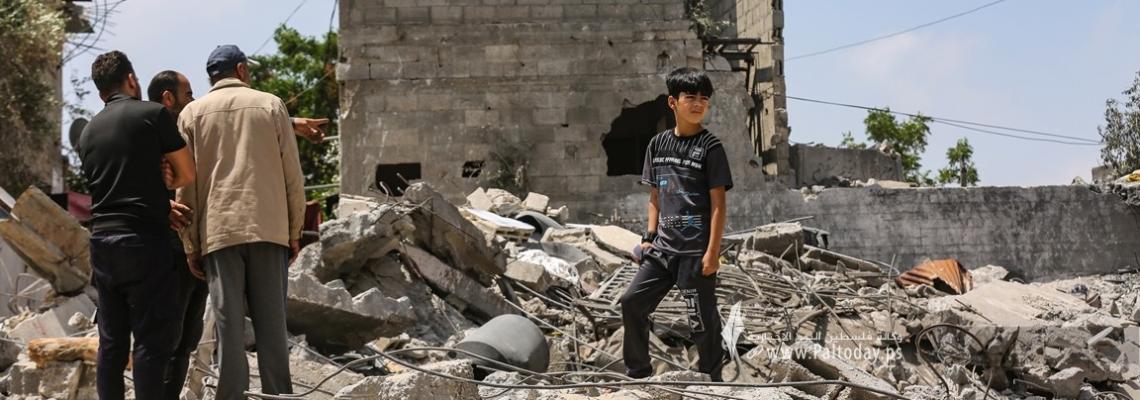 بالصور : آثار تدمير منزل عائلة بنات في بيت لاهيا شمال قطاع غزة خلال معركة ثأر الأحرار