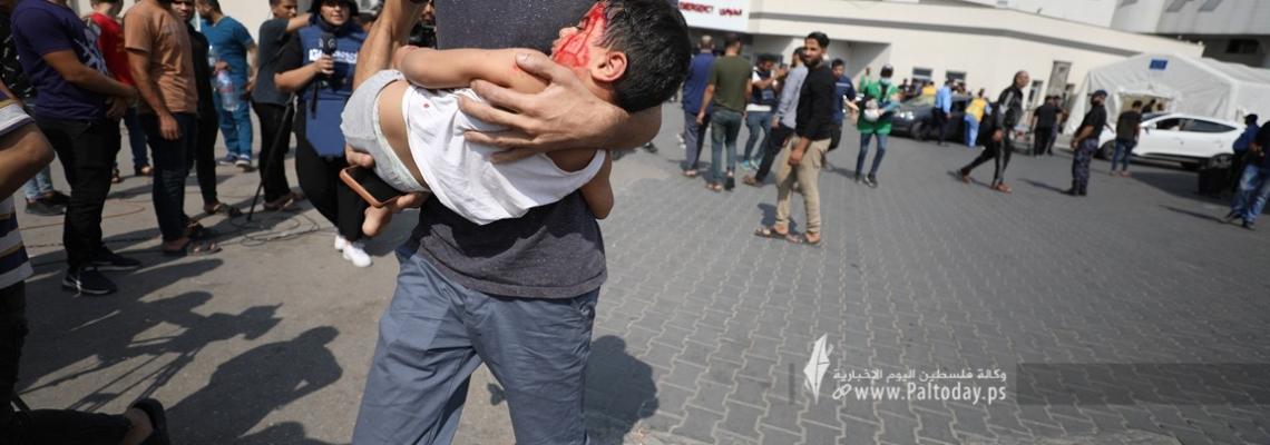 بالصور : اصابات تصل لمجمع الشفاء الطبى بعد استهداف قوات الاحتلال مفترق حميد غرب مدينة غزة