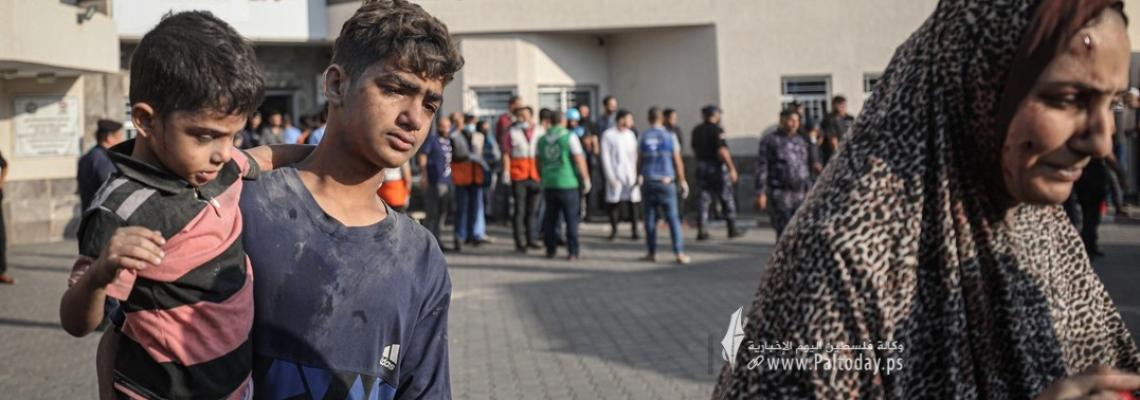 بالصور: وصول إصابات جديدة إلى مجمع الشفاء الطبي بعد استهداف منازل المواطنين بمخيم الشاطئ