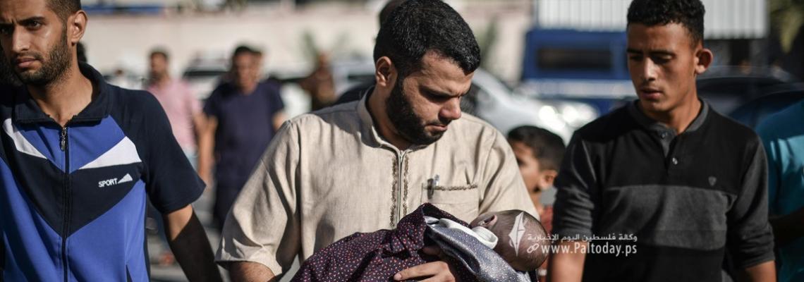 بالصور : استشهاد الطفلة الرضيعة ميان الأسطل، في قصف اسرائيلي على منزلهم في خانيونس.