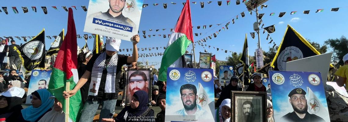 بالصور: بدء توافد الجماهير لمهرجان الإنطلاقة الجهادية الـ 36 "الشهداء بشائر النصر"