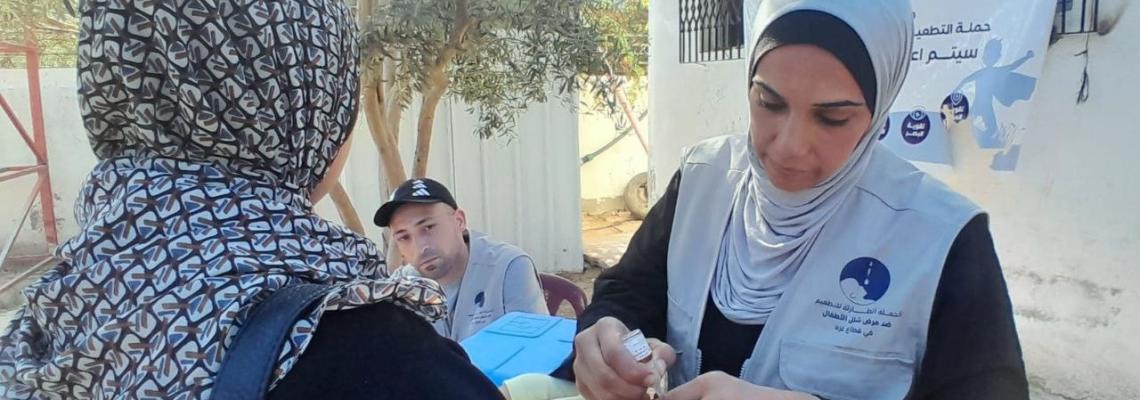 جانب من حملة التطعيم ضد شلل الأطفال "الجرعة الثانية" في المحافظة الوسطى