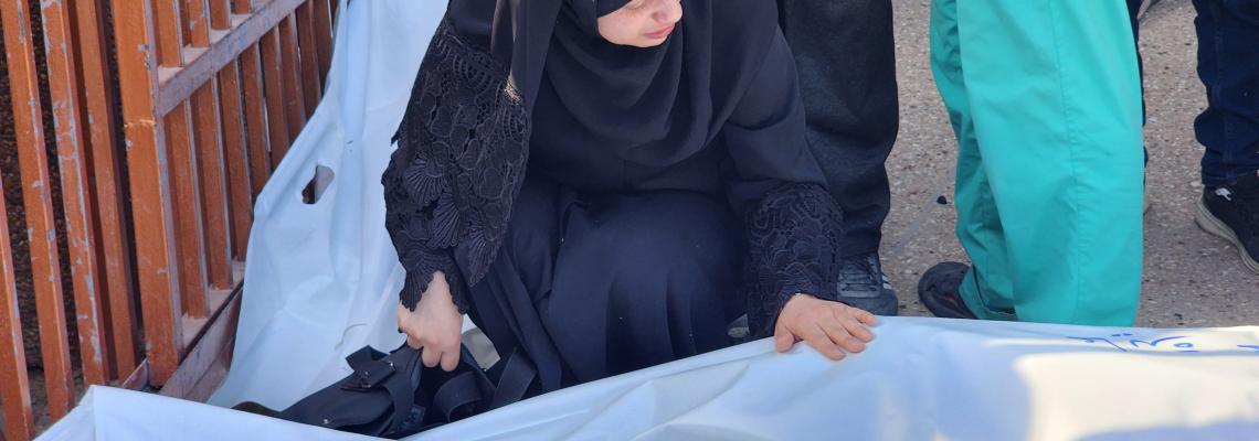 وداع شهداء القصف الصهيوني على خانيونس