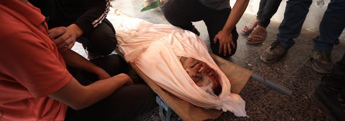 وداع حزين لـ9شهداء  ارتقوا جراء استهداف منزل في حي الشجاعية شرق غزة