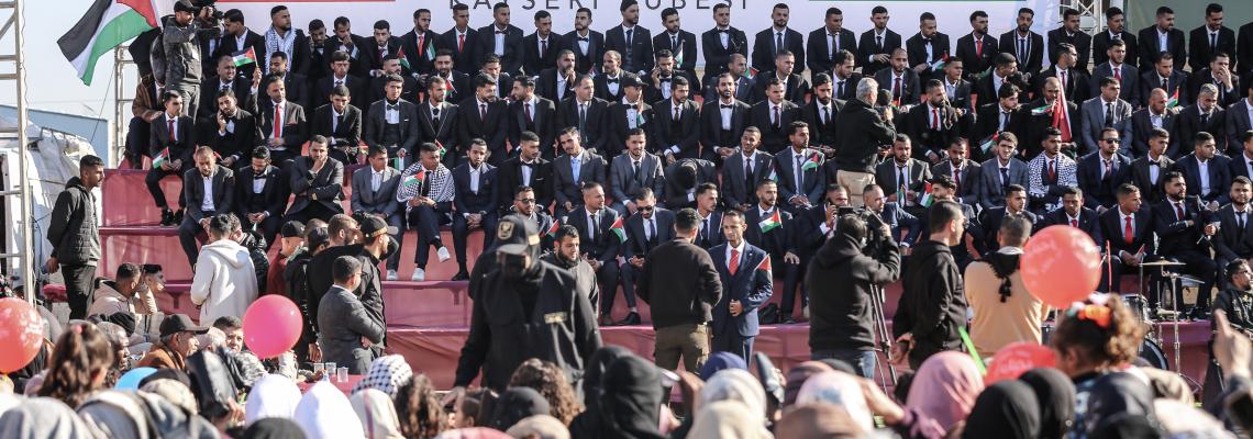 تركيا تمنح غزة لحظة فرح.. 406 عرسان وعرائس يتحدَّون الحرب بالأمل
