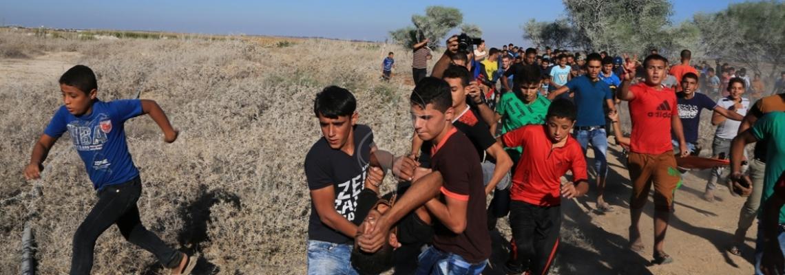 بالصور:عام على انتفاضة القدس.. تجدد المواجهات مع الاحتلال على حدود غزة