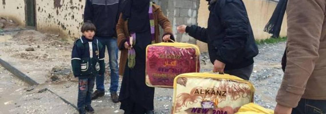 بالصور..الجهاد الإسلامي تطلق حملة " الواجب قدر الإمكان " لإغاثة المتضررين بفعل المنخفض الجوي جنوبى القطاع
